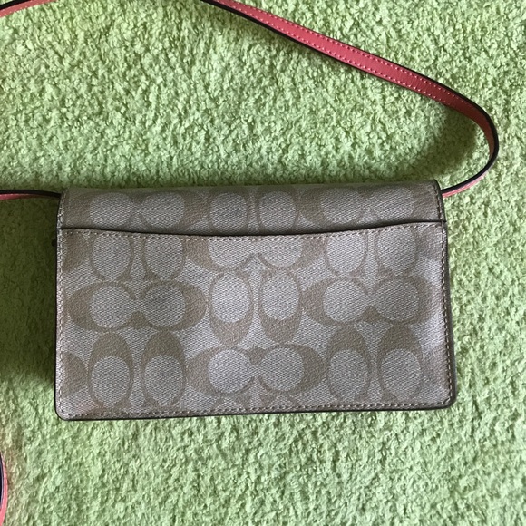 Coach Signature Leather Crossbody Mini Convertible Clutch Bag - Picture 2 of 14